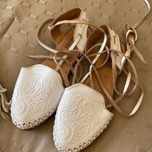 Gladiador Huarache, handmade design